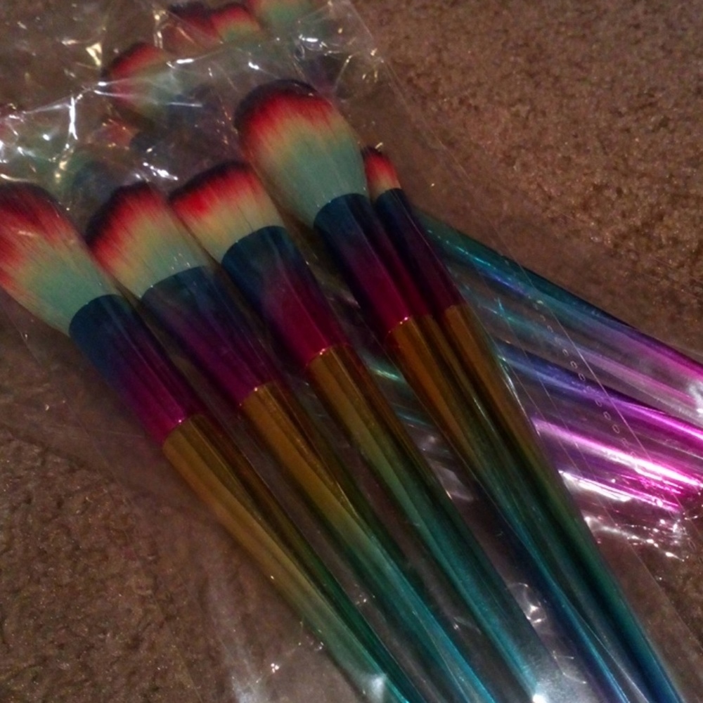 ♥ LAST ONE ♥ RAINBOW 🌈OMBRE Brush Set NEW ♥ - Picture 5 of 6